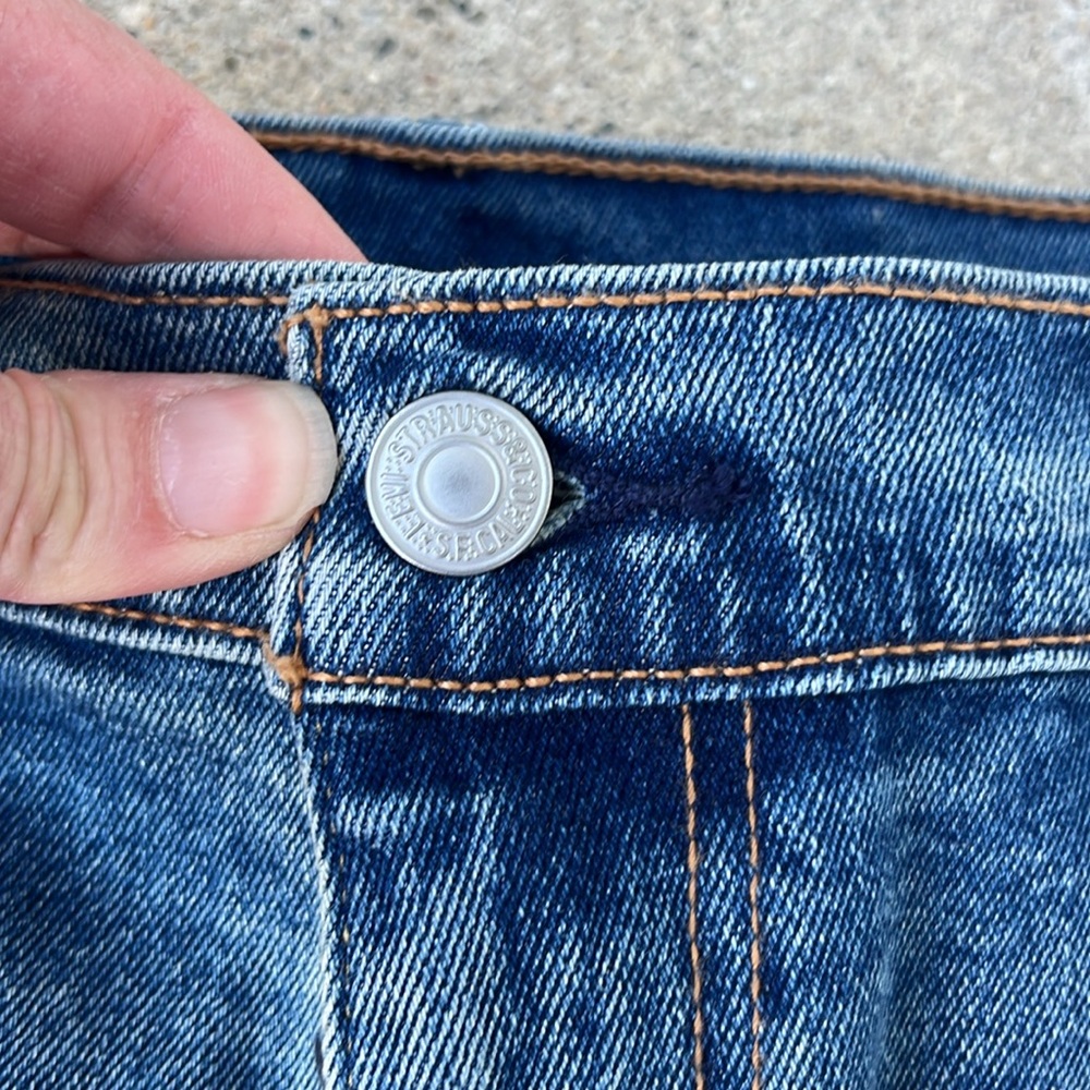 Brand new Levi’s 511 shorts - Picture 2 of 16